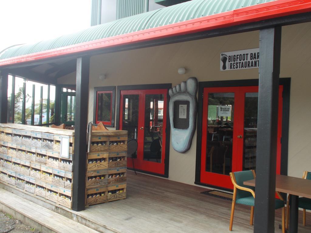 Fox Glacier Pod Hostel & Inn Exterior photo